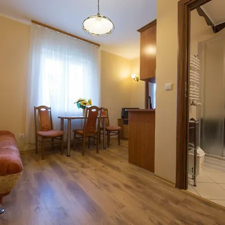 Nocleg ze śniadaniem Na Skarpie Debina (Ustka)