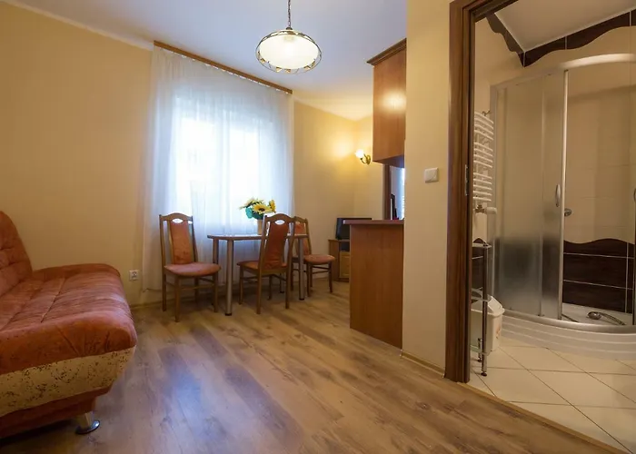 Bed & Breakfast Na Skarpie Debina (Ustka)